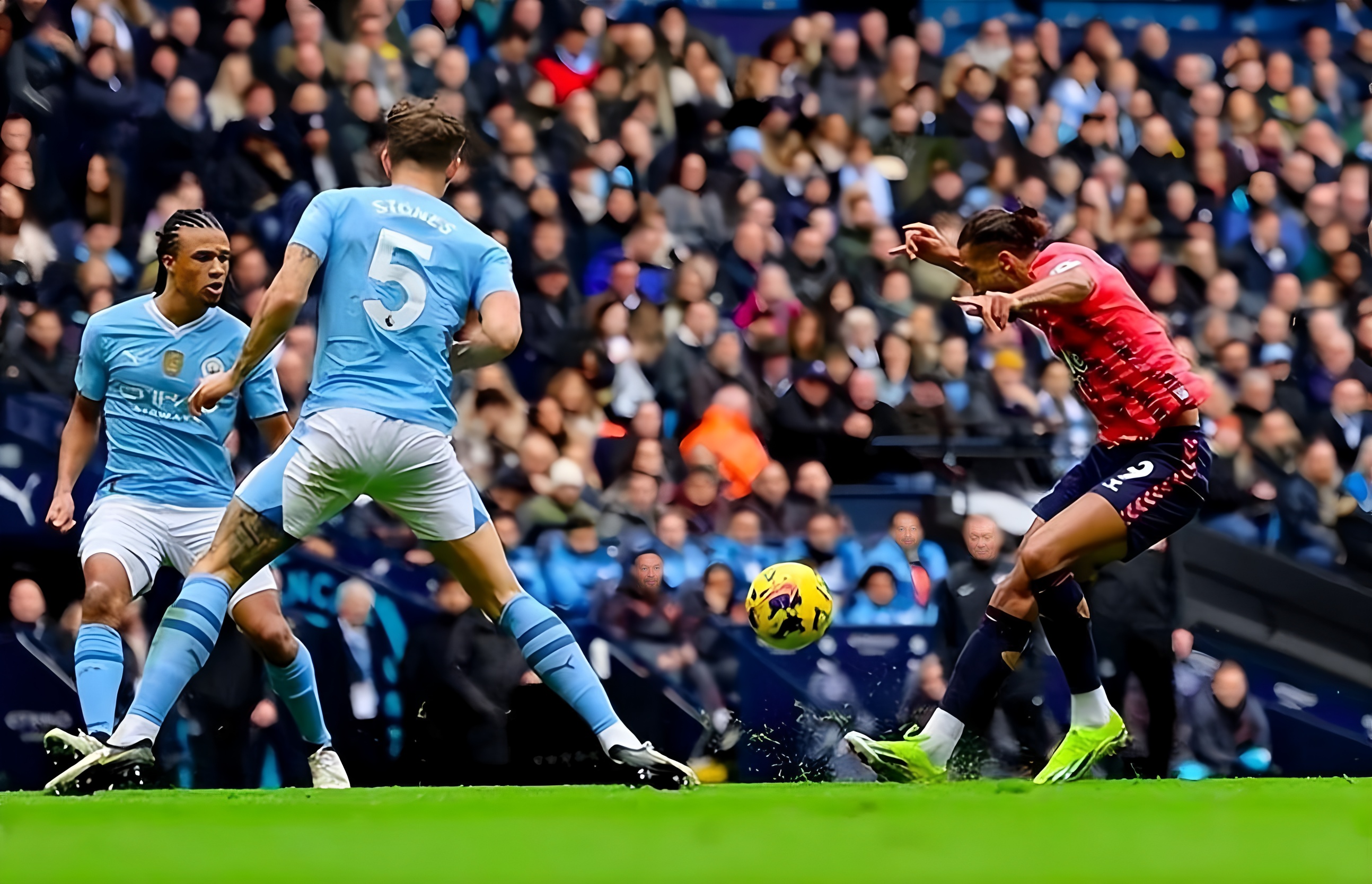 曼城主客场积分全部冠绝英超 再拿11分即